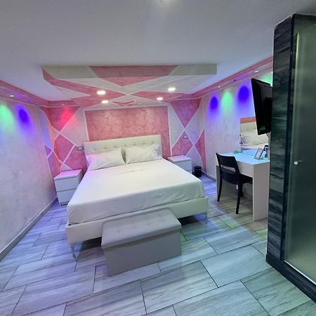 那不勒斯 Clopat Vacanze2023酒店 外观 照片