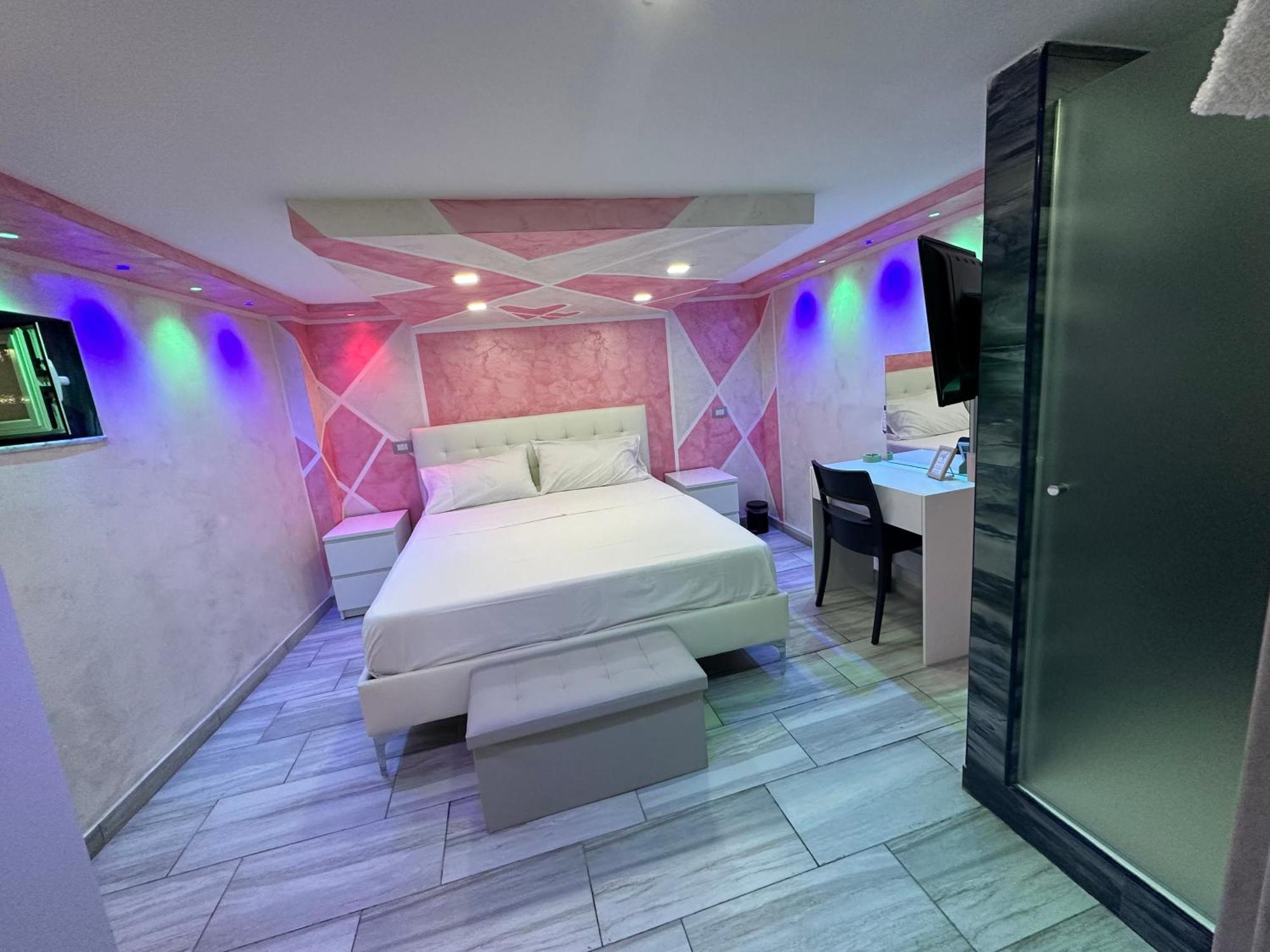 那不勒斯 Clopat Vacanze2023酒店 外观 照片