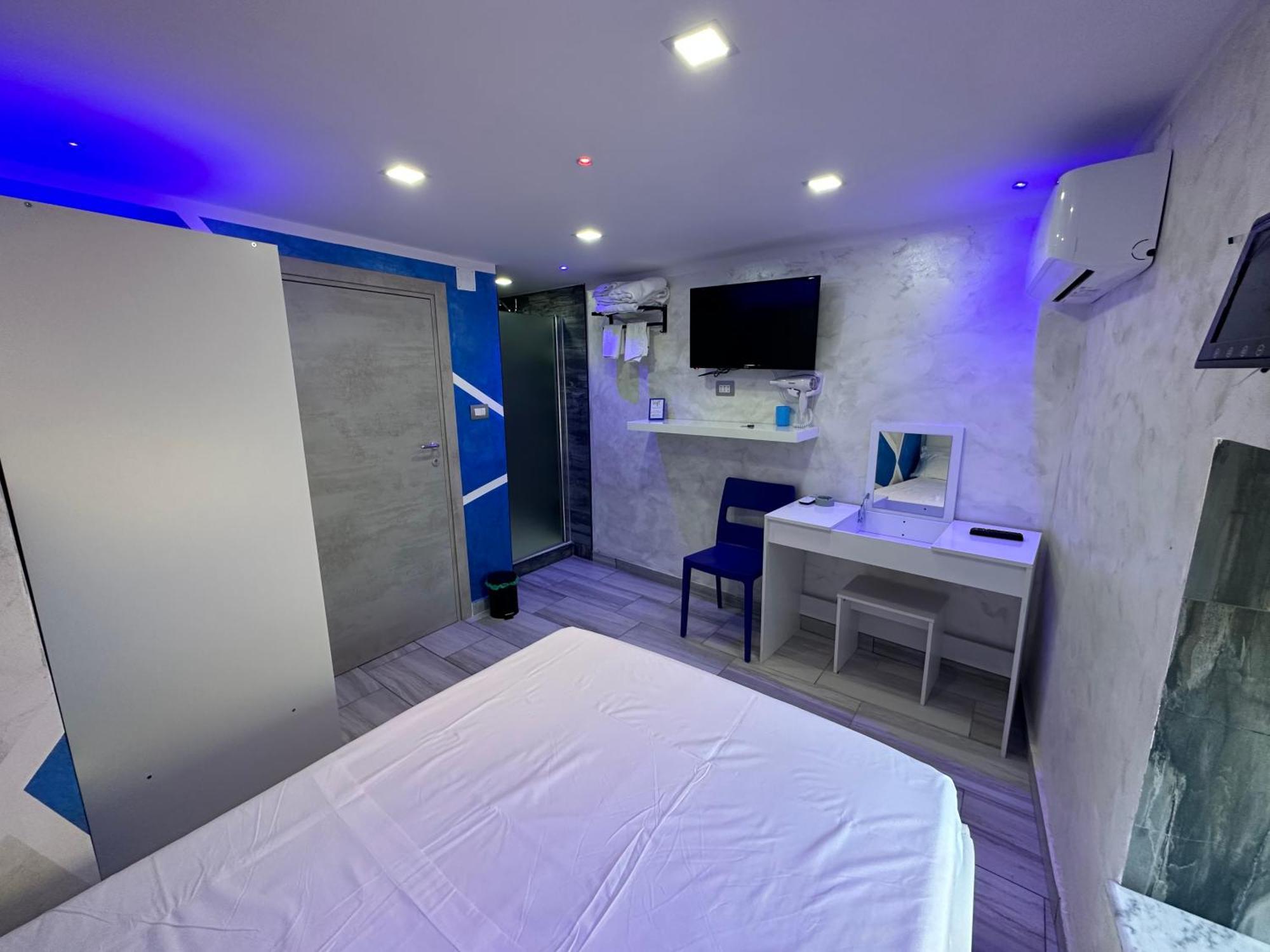 那不勒斯 Clopat Vacanze2023酒店 外观 照片